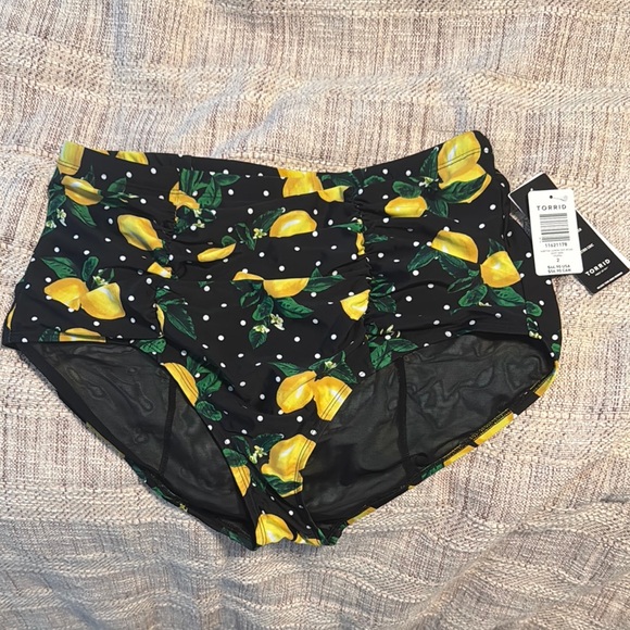 torrid Other - Torrid Women's Lemon Print Swim Bottom size 2 18/20 NWT